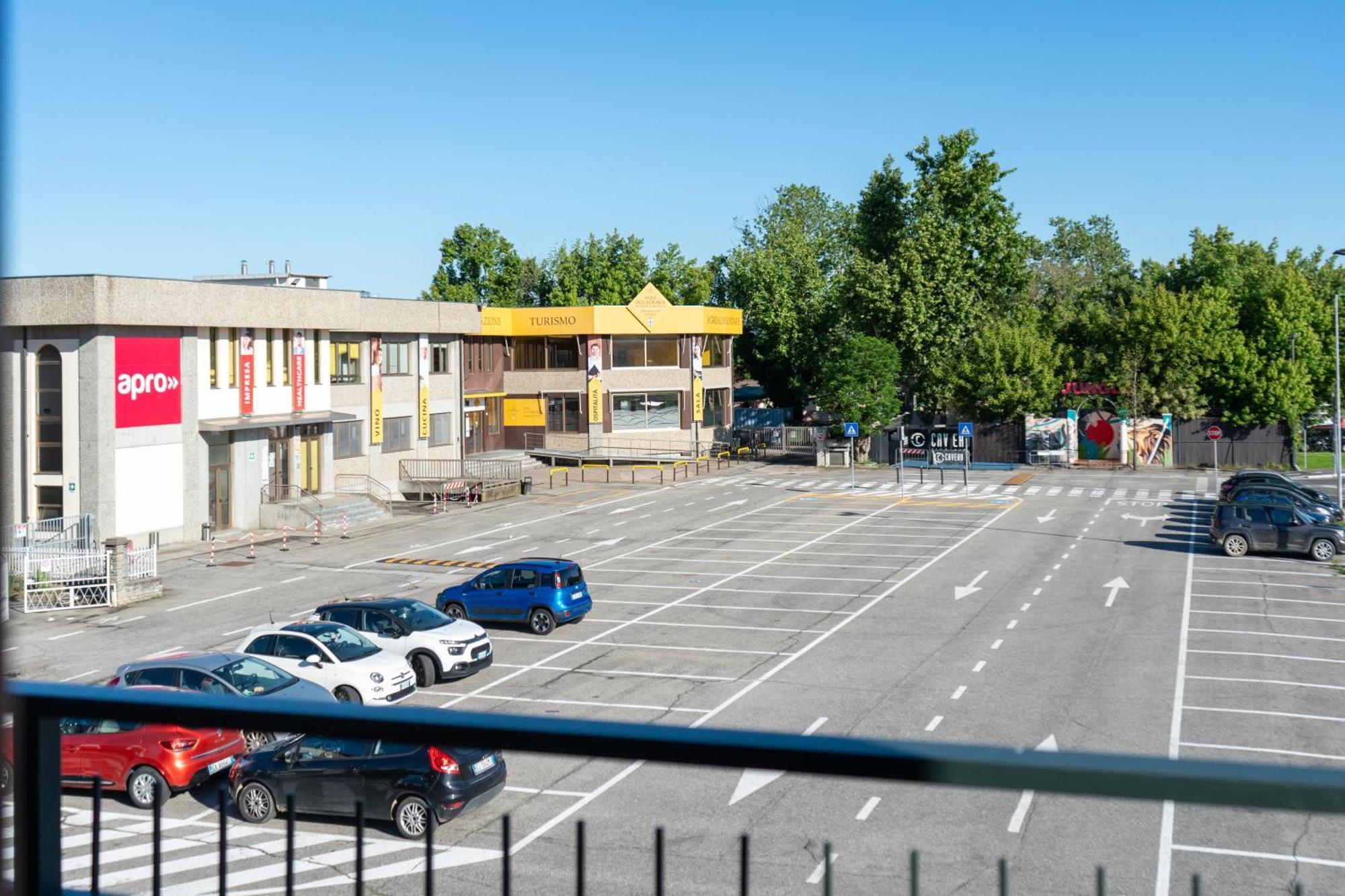 Appartamento Rayan Alba  Exteriör bild