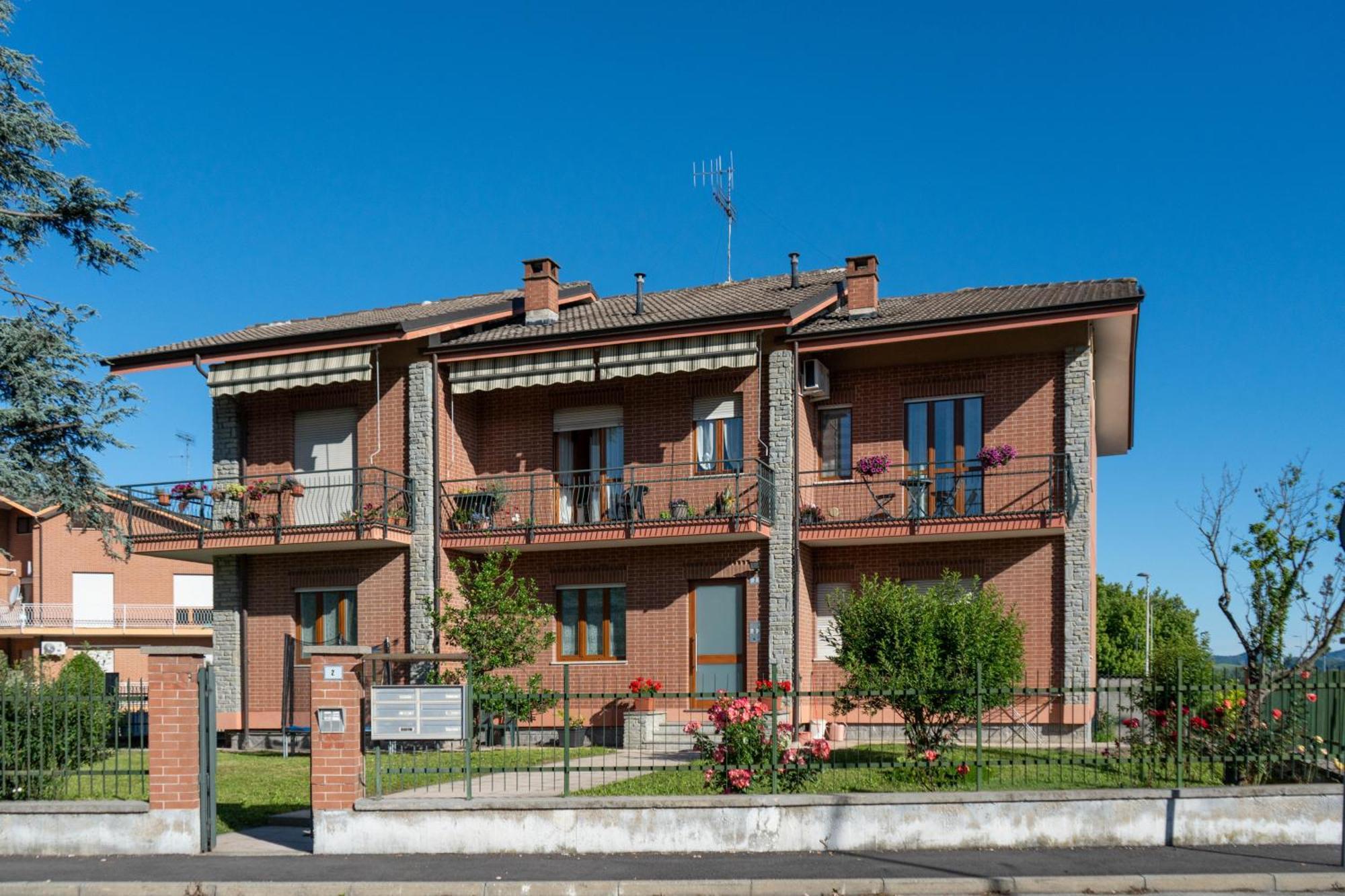Appartamento Rayan Alba  Exteriör bild